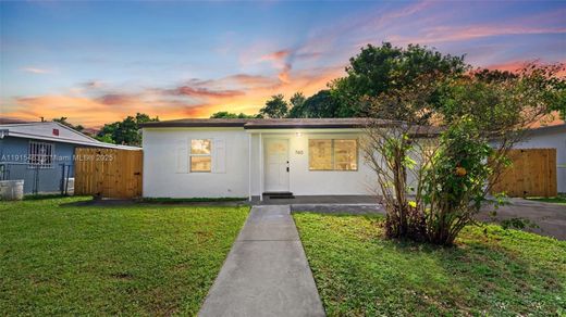Villa en North Miami, Miami-Dade County