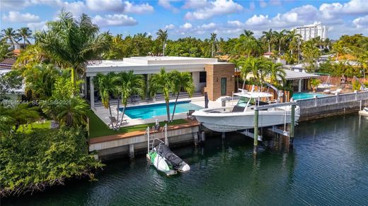 Вилла, North Miami, Miami-Dade County