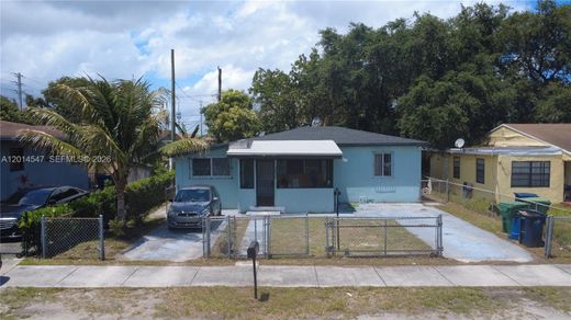 Villa - North Miami, Miami-Dade County