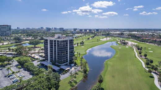 Residential complexes in West Palm Beach, Palm Beach
