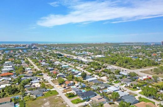 Villa in Bonita Springs, Lee County