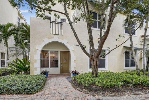 Townhouse in Pembroke Pines, Broward County