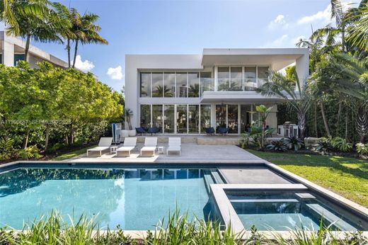 Villa in Golden Beach, Miami-Dade