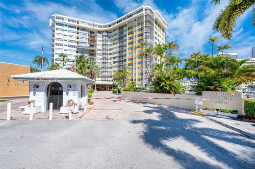 Complesso residenziale a Hallandale Beach, Broward County