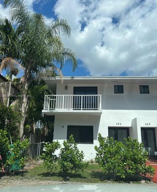 Townhouse - Coral Gables, Miami-Dade County