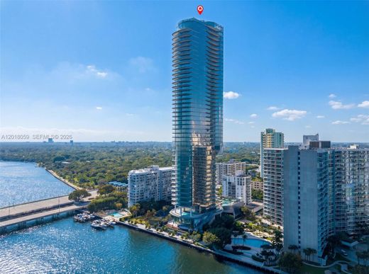 Residential complexes in Miami, Miami-Dade
