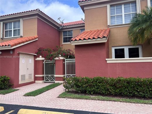 Townhouse in Doral, Miami-Dade