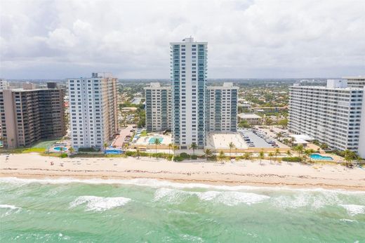 Residential complexes in Fort Lauderdale, Broward County