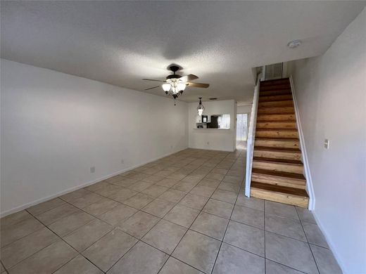 Townhouse in Lauderhill, Broward County