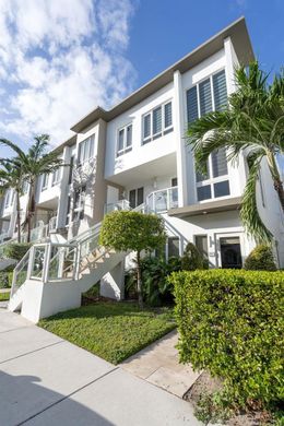 Appartementencomplex in Doral, Miami-Dade County