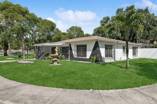 Βίλα σε Miami Shores, Miami-Dade County