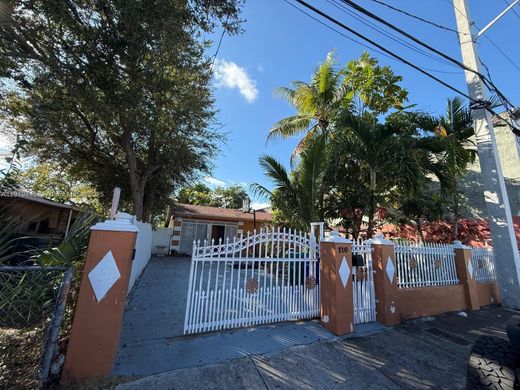 Villa en Miami, Miami-Dade County