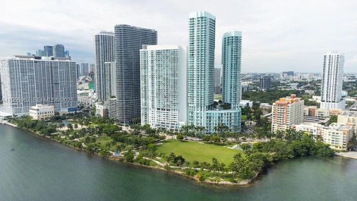 Complexes résidentiels à Miami, Comté de Miami-Dade