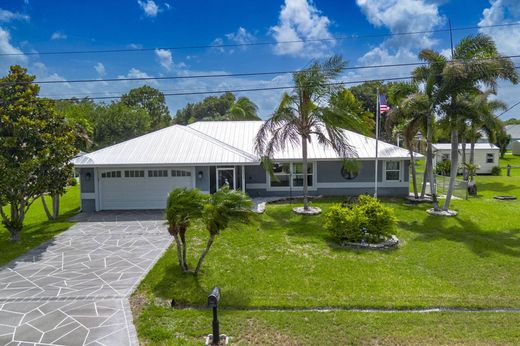 Villa in Port Saint Lucie, Saint Lucie County