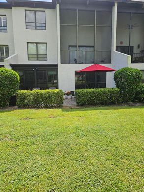 Residential complexes in Delray Beach, Palm Beach