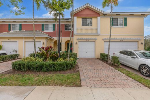 Townhouse in Davie, Broward County