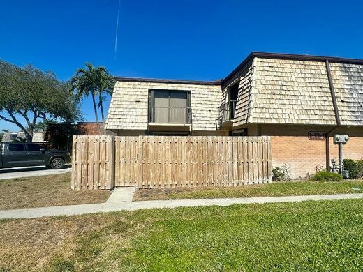 城市独宅  Palm Springs, Palm Beach County