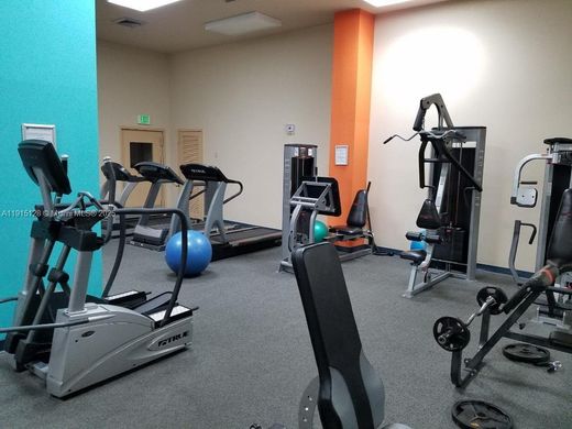 公寓楼  Sunny Isles Beach, Miami-Dade County