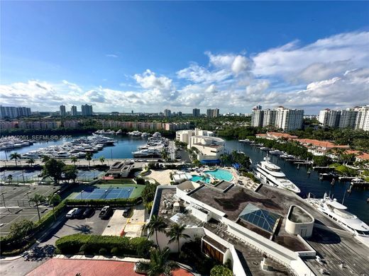 Residential complexes in Aventura, Miami-Dade