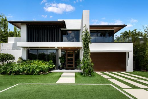Villa for sale in South Miami