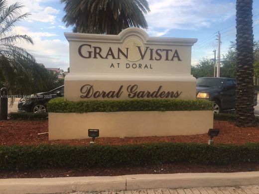 Doral, Miami-Dade Countyのアパートメント・コンプレックス