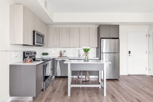 Appartementencomplex in Oakland Park, Broward County