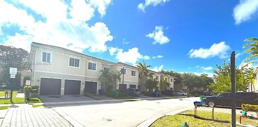 Townhouse in Miramar, Broward County