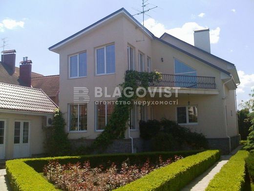 Luxe woning in Kozyn, Obukhiv Raion