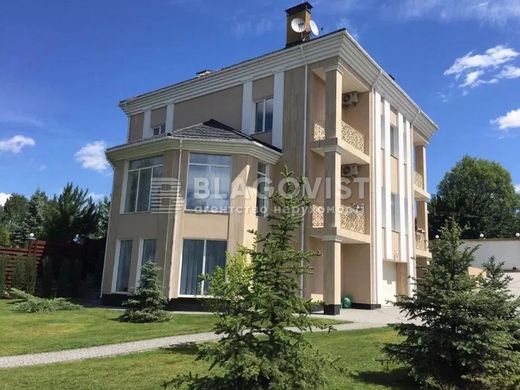 Casa de luxo - Lesniki, Kyyivs’ka Oblast’