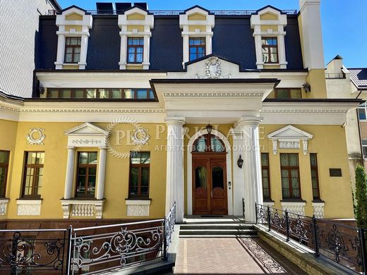 キエフ, Misto Kyivの高級住宅