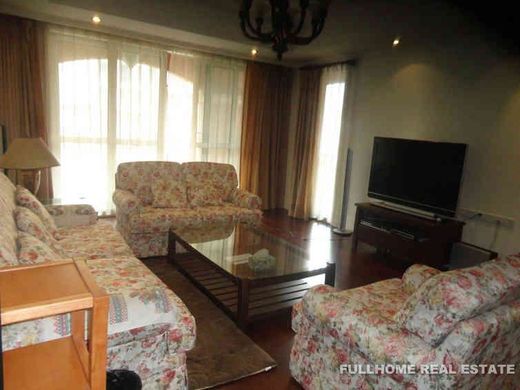 Apartment / Etagenwohnung in Suzhou, Suzhou Shi