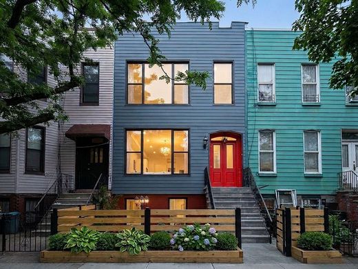 Townhouse in Brooklyn, Kings County