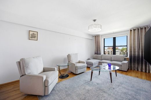 Apartment in Brooklyn, Kings County