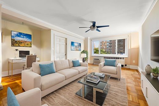 Apartment / Etagenwohnung in New York City, New York