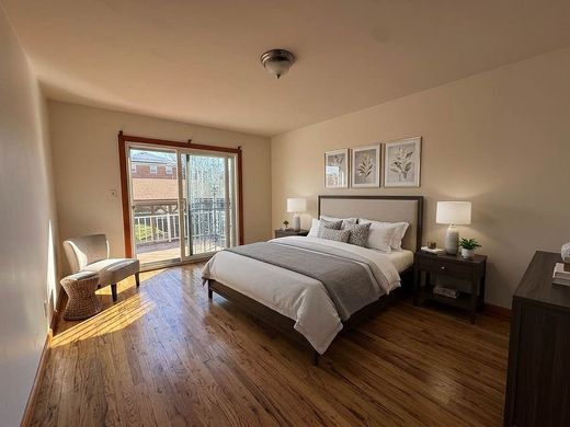 Einfamilienhaus in Queens, Queens County