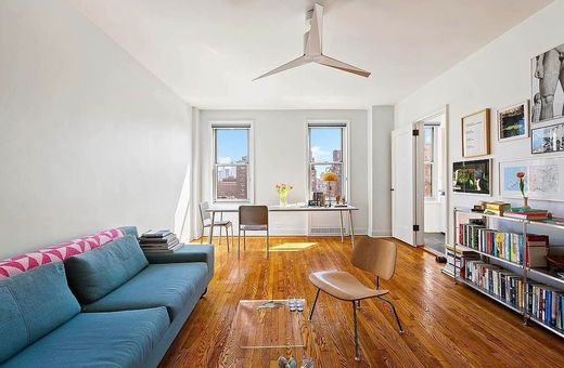 Apartment / Etagenwohnung in New York City, New York