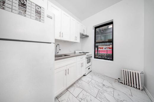 Apartment in Woodhaven, Queens