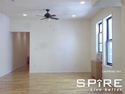 Apartment / Etagenwohnung in New York City, New York