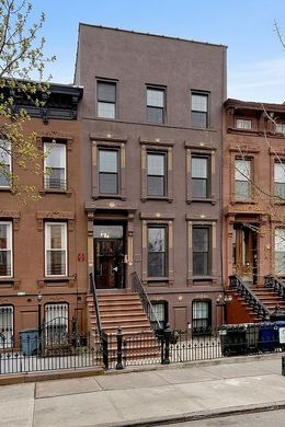 Townhouse in Brooklyn, Kings County