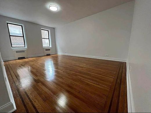 Apartament w Queensbridge Houses, Queens County