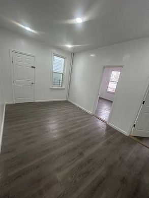 Apartment / Etagenwohnung in bronx, Bronx