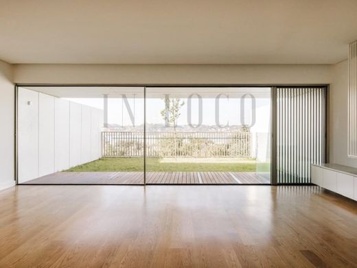 منزل ﻓﻲ لشبونة, Lisbon