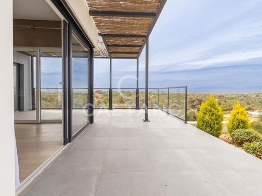 Semidetached House in Lagoa, Distrito de Faro