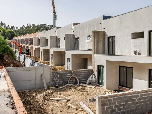 Semidetached House in Valongo, Distrito do Porto