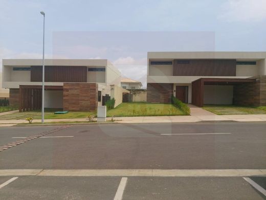 Luxury home in Belas, Luanda Province