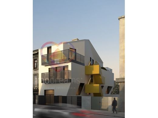 Daire Porto, Distrito do Porto