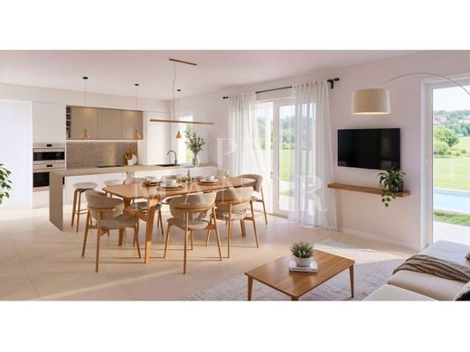 Silves, Distrito de Faroのマルチファミリーヴィラ