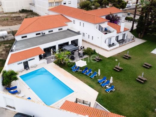 Гостиница, Peniche, Distrito de Leiria