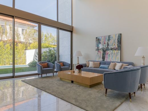 Luxury home in Cascais, Lisbon