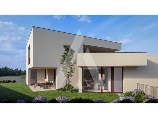 Μονοκατοικία σε Κόιμπρα, Coimbra